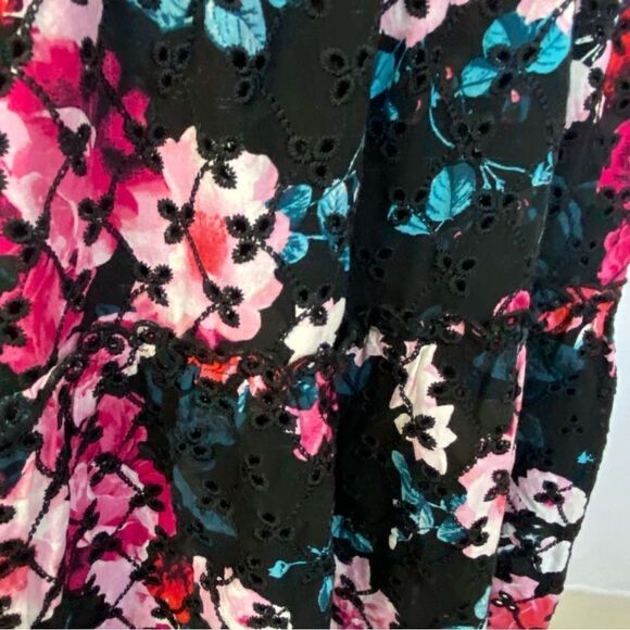 TORRID BABYDOLL EYELET TIERED TOP NWOT - Picture 5 of 15